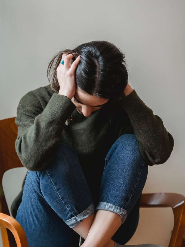 तुम्हालाही शनिची साडेसाती सुरू आहे का? मग करा हे उपाय