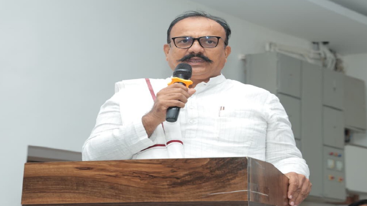 बिहारच्या निकालाचे श्रेय निवडणूक आयोग अन् ज्ञानेश कुमारांचे, मतचोरीमुळे एनडीएचा विजय; हर्षवर्धन सपकाळांची प्रतिक्रीया