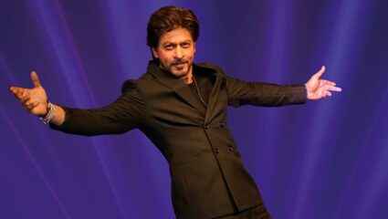 SRK Birthday: लाखो तरूणींच्या हृदयावर अधिराज्य गाजवणारा King Khan होणार 60 वर्षांचा; चाहत्यांना देणार रिटर्न गिफ्ट 