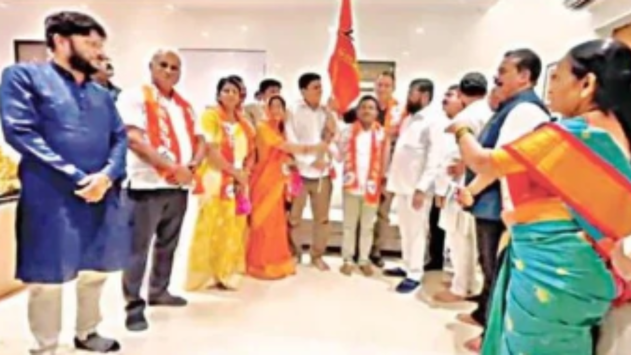 Wada News: विविध पक्षांचे कार्यकर्ते शिंदे गटात दाखल; स्थानिक निवडणुकीची लगबग सुरू