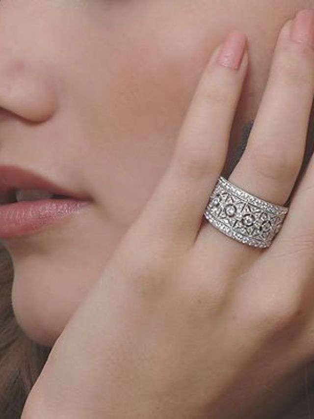 Gen Z  मुलींसाठी new design च्या चांदीच्या रिंग..