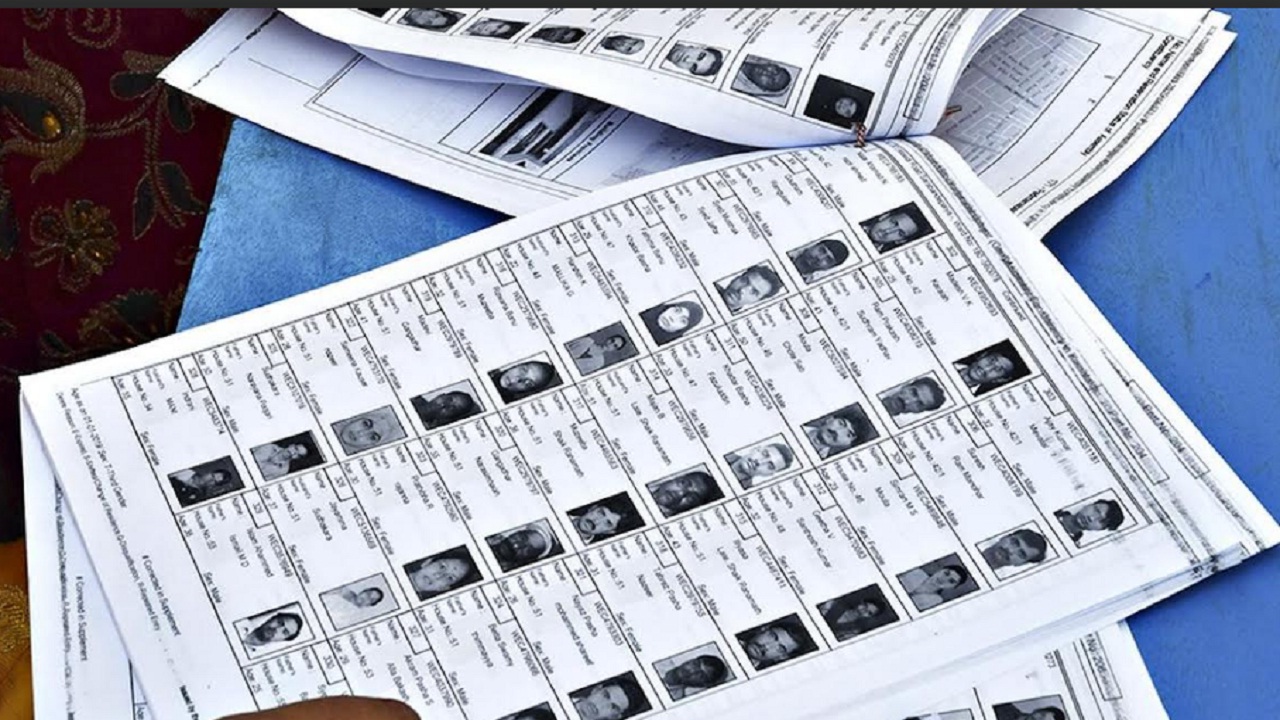 मतदारयादीतील गोंधळामुळे माळेगावात संतापाची लाट; मुख्याधिकाऱ्यांच्या लेखी आश्वासनानंतरच परिस्थिती नियंत्रणात