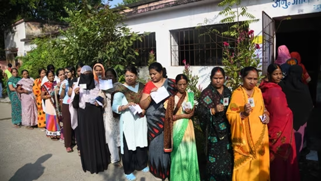 Bihar Election 2025 voting : बिहार विधानसभा निवडणुकीचा पहिला टप्पा, सकाळी ९ वाजेपर्यंत किती टक्के मतदान, सर्वाधिक मतदान कुठे झाले?