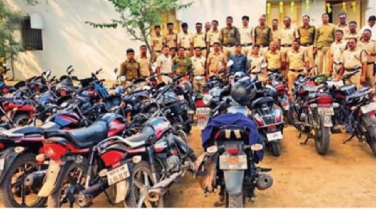 Ahilyanagar News: राहुरीत 85 वाहनांवर धडक कारवाई! 44 हजारांचा दंड वसूल करत पोलिसांची मोहीम यशस्वी