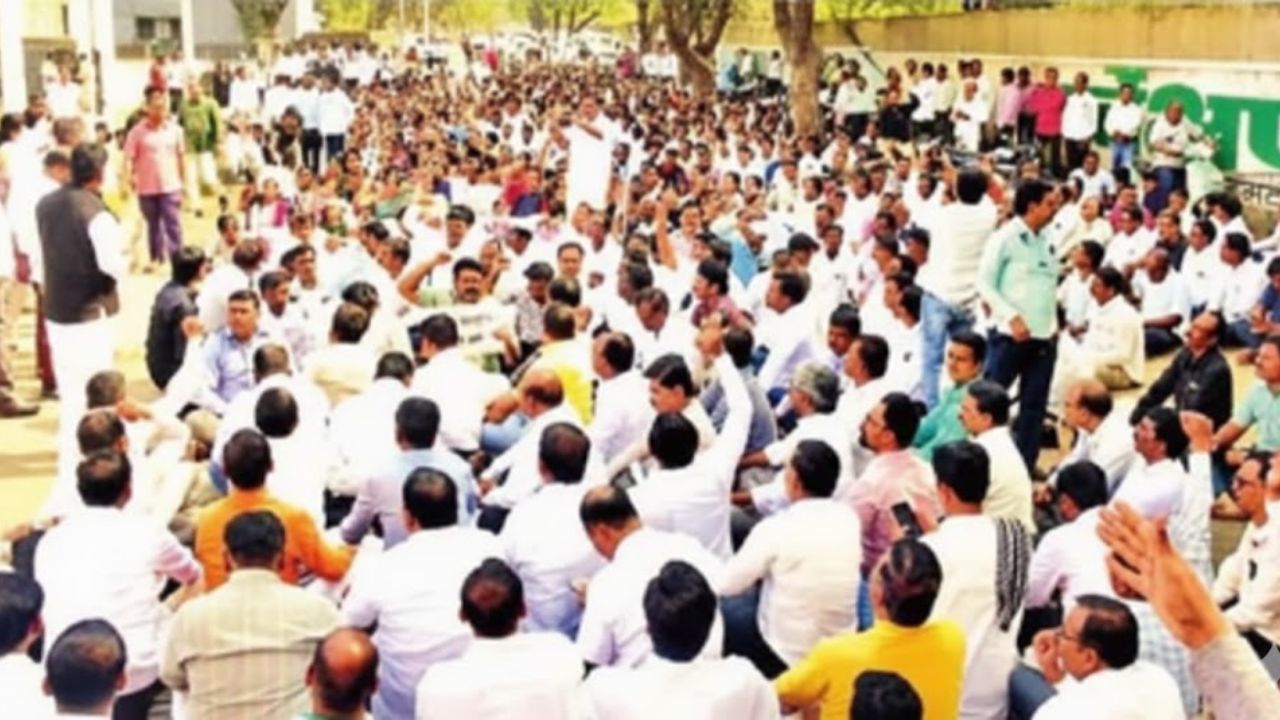 Ahilyanagar News: शिक्षकांचा ‘टीईटी’ सक्तीला जोरदार विरोध! शाळा बंद आंदोलन करण्याचा इशारा