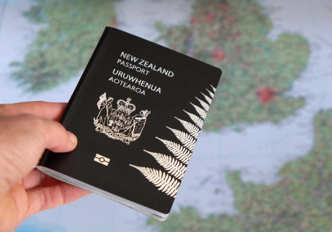 New Zealand Visa: न्यूझीलंडचा मोठा निर्णय, भारतीय व्यावसायिकांना मिळणार ४ वर्षांचा वर्क व्हिसा