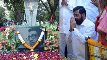 Eknath Shinde at Shivteerth : शिवतीर्थावर घडामोडी वाढल्या! ठाकरेंच्या युतीपूर्वी एकनाथ शिंदेंनी घेतला आशिर्वाद