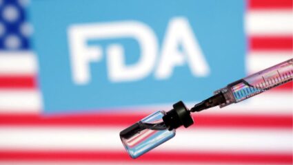 Medical Warning : COVID लस ठरली प्राणघातक! FDA लावणार ‘Black Box’ची वॉर्निंग; करोडो तरुणांनी ‘यामुळे’ गमावले प्राण