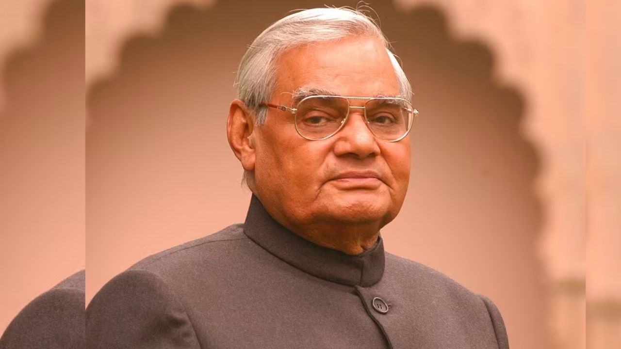 अटल बिहारी वाजपेयींनी का नाही केले लग्न? प्रेम केले व्यक्त पण राहिले अपूर्ण…वाचा Love Story