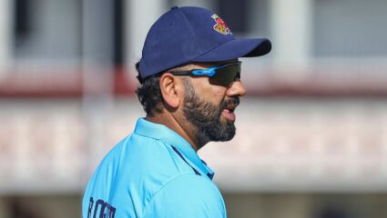 Vijay Hazare Trophy 2025 : मुंबईच्या राजाचा स्फोटक अंदाज! रोहित शर्माचे सिक्कीमविरुद्ध वादळी शतक; षटकार आणि चौकारांचा पाऊस