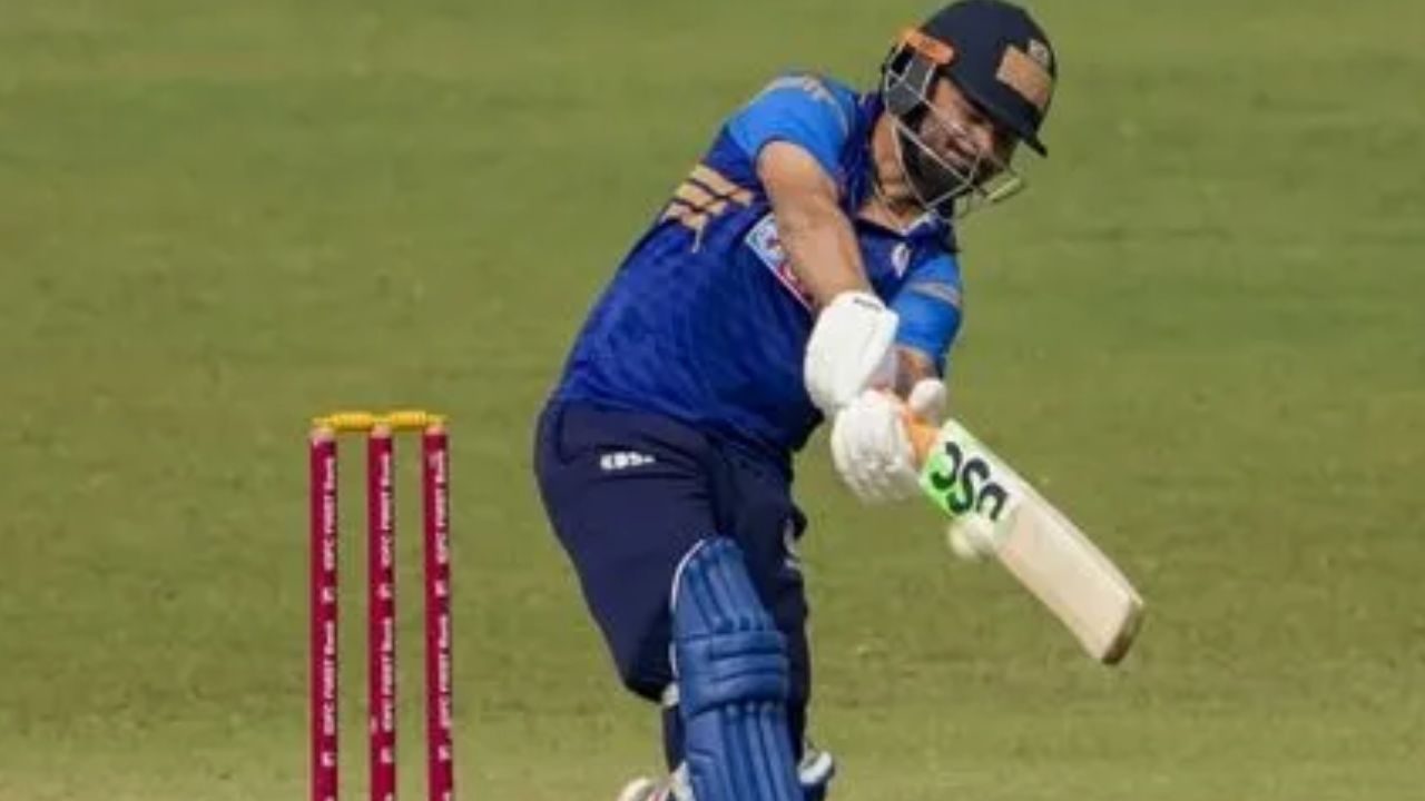 Syed Mushtaq Ali Trophy : भारतीय संघातून डच्चू!आता त्याच खेळाडूच्या बॅटने ओकली आग! 240 चा स्ट्राईक रेटने केली तुफानी खेळी