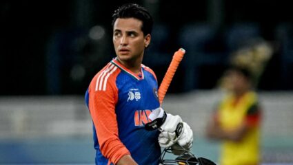 IND vs SA T20I series : दक्षिण आफ्रिकेविरुद्ध चालणार अभिषेक शर्माची जादू! इतिहास घडवण्याची चालून आली नामी संधी….