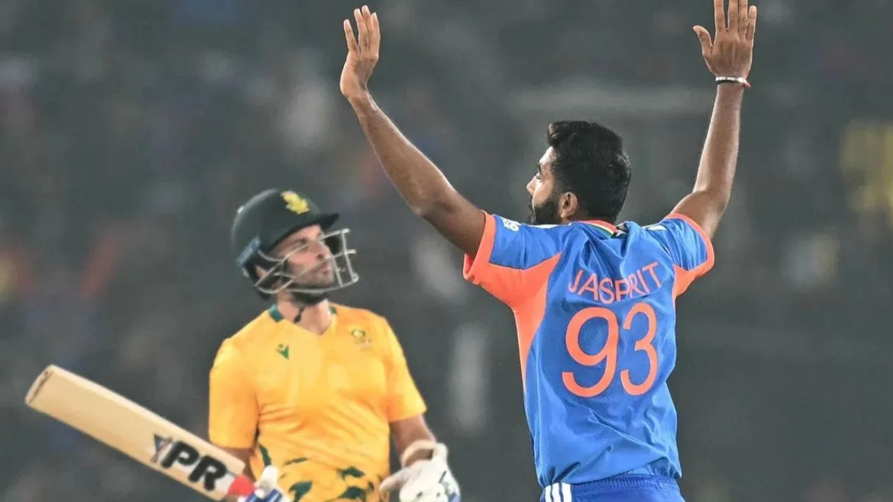 IND vs SA 1st T20 : ‘यॉर्कर किंग’चा जागतिक क्रिकेटमध्ये कहर! ‘ही’ कामगिरी करणारा बुमराह पहिला भारतीय गोलंदाज  