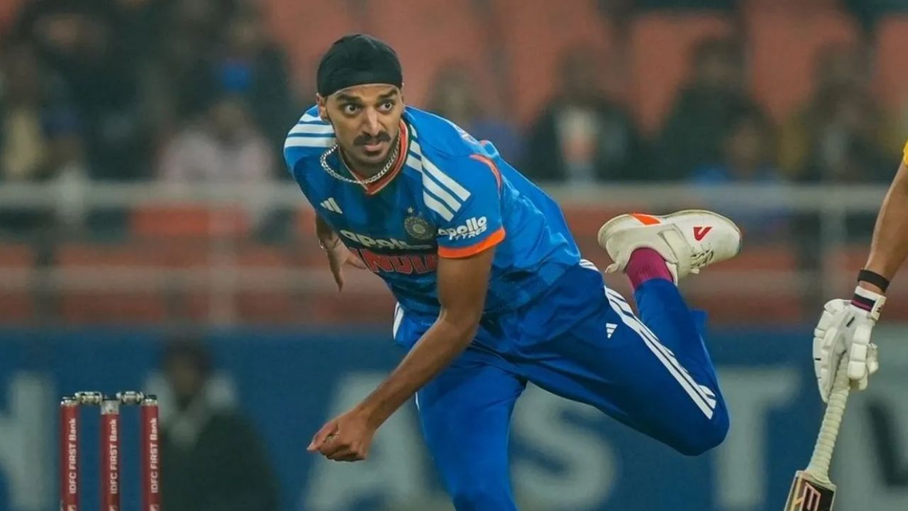 IND vs SA 2nd T20 : अरे रे! अर्शदीप हे काय करून बसला! एका T20 सामन्यात टाकली 13 चेंडूंची ओव्हर; लज्जास्पद विक्रम केला नावे 