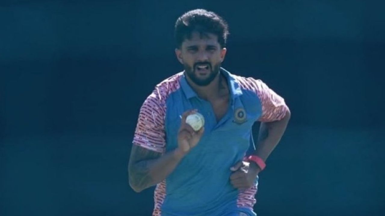 Syed Mushtaq Ali Trophy 2025 : भारतीय संघातून डच्चू, आता त्याच खेळाडूने घेतली हॅटट्रिक! टी-२० विश्वचषकासाठी ठोकली दावेदारी 