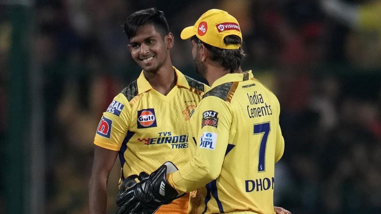 IPL 2026 Mini Auction : IPL 2026 च्या लिलावात KKR ची मोठी खेळी! ‘या’ खेळाडूसाठी मोजले 18 कोटी रुपये 