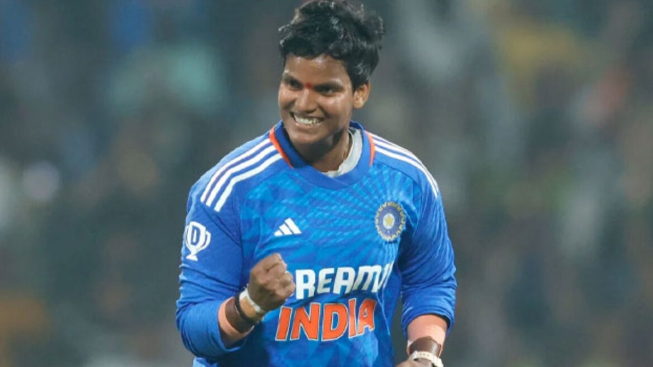 IND W vs SL W : दीप्ती शर्माने गाजवले 2025 हे वर्ष! ‘या’ विक्रमासह प्रस्थापित केला खास दबदबा 