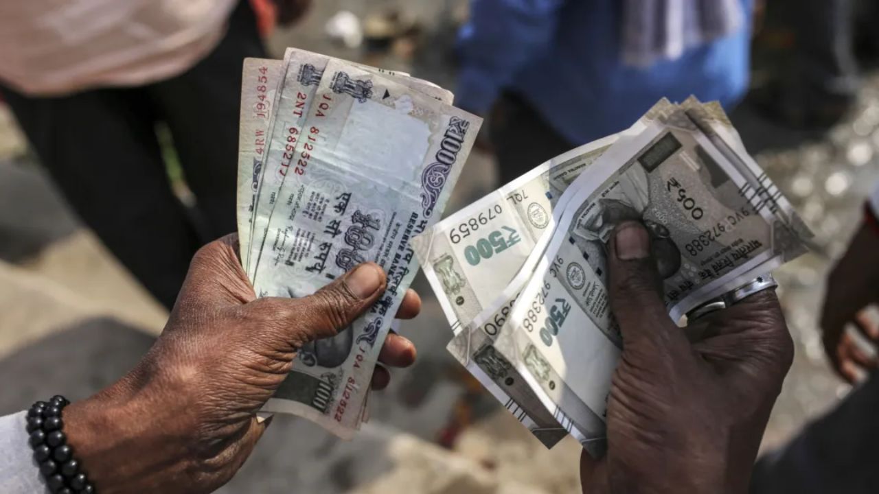 नवराष्ट्रच्या बातमीचा इम्पॅक्ट! डहाणूत अवैध सावकारीचा बळी; ५ खाजगी सावकारांविरोधात गुन्हा दाखल