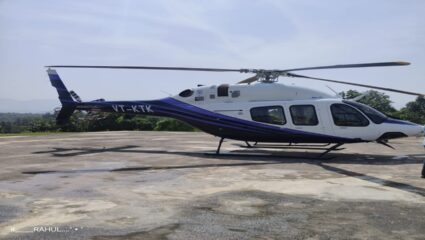 Karjat News: कर्जतमध्ये पुन्हा हेलिकॉप्टरची हवाई सफर, हेलिकॉप्टर वारीला प्रशासनाचा आशीर्वाद?