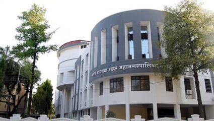 Nanded News : भाजपा-शिवसेना युतीचे संकेत; खासदार अशोक चव्हाण यांची सूचक प्रतिक्रिया