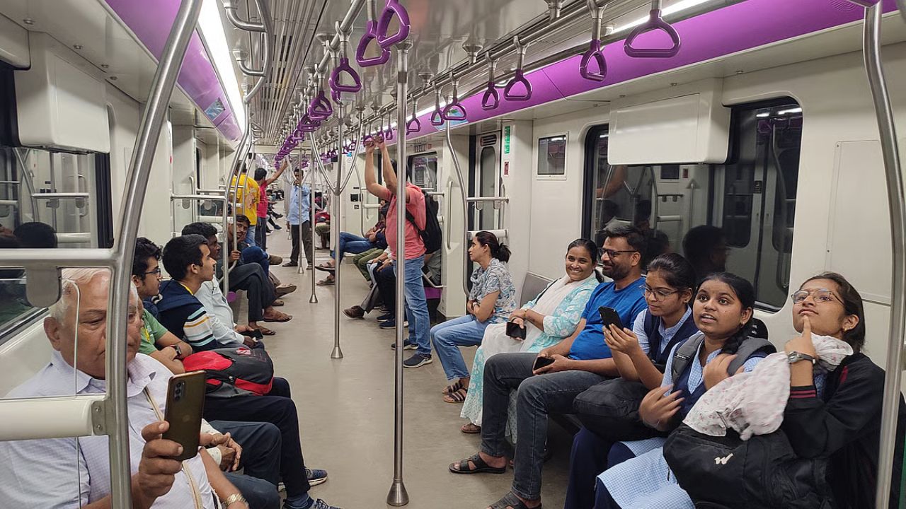 Pune Metro News: पुणे मेट्रोचा डिजिटल प्रवास वेगवान; तिकीट खरेदीत ५०% पर्यंत डिजिटल वाढ