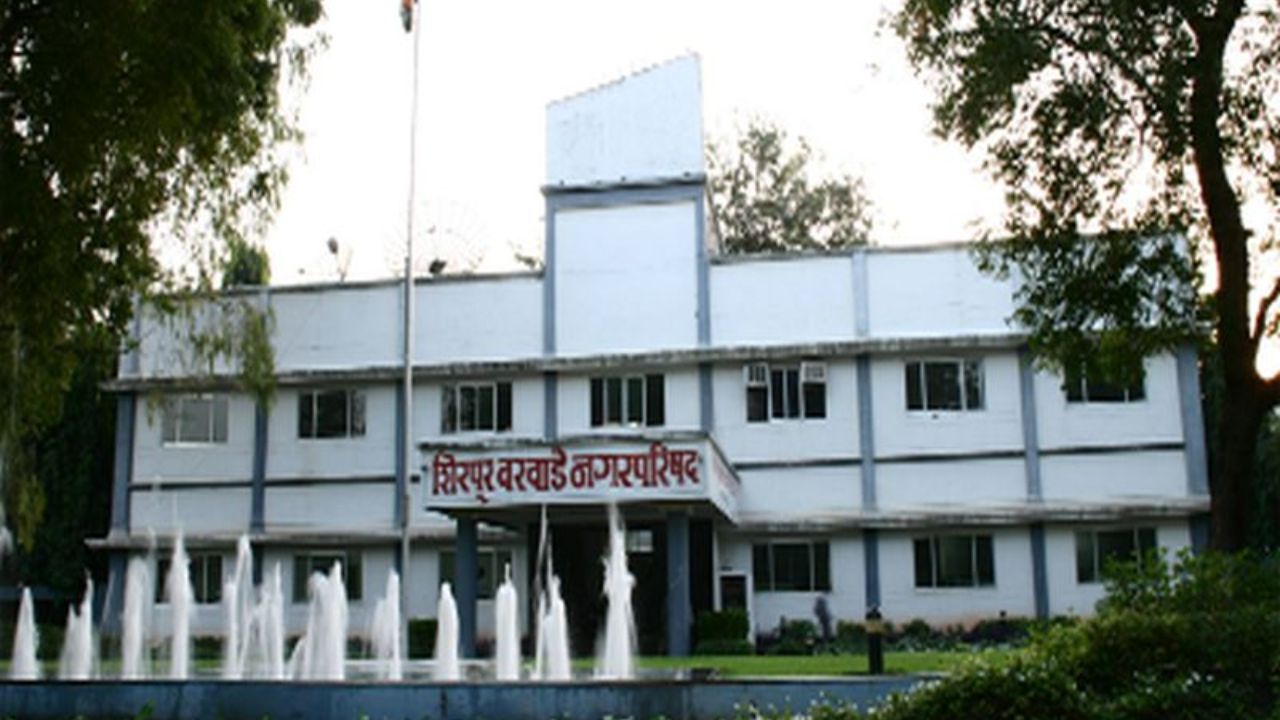 Nagarparishad Election Result 2025 Live Updates: ११ टेबलांवर ८ फेऱ्यांत शिरपूर नगरपालिकेची मतमोजणी; कडेकोट बंदोबस्तात प्रक्रिया