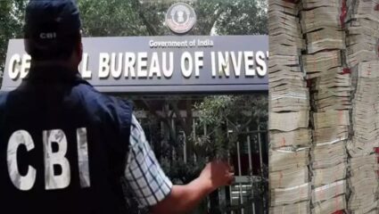Indian Army officer Arrested: संरक्षण मंत्रालयाच्या अधिकाऱ्याच्या घरी कॅश’चा डोंगर सापडला, नोटा मोजण्यासाठी CBIची धावपळ