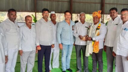 Akluj Municipal Council Election: अकलूज नगर परिषद निवडणुकीत बुलेटची पैज अंगलट; भाजप कार्यकर्त्याचा मोबाईल स्विच ऑफ