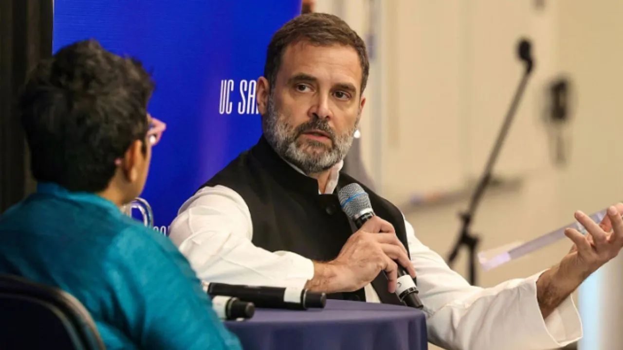 Rahul Gandhi Germany Visi: ‘भाजपकडून भारतातील संविधान नष्ट करण्याचा कट रचला जातोय…’; जर्मनीतून राहुल गांधींचा पुन्हा हल्ला