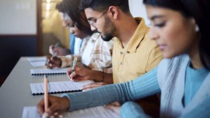 UPSC criminal record rules: FIR झाल्यानंतरही सरकारी नोकरी मिळणार नाही? स्पर्धा परीक्षार्थ्यांसाठी महत्वाची माहिती