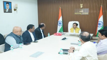 Mangal Prabhat Lodha : विद्यार्थ्यांना जागतिक दर्जाचे तंत्रज्ञान शिकण्याची संधी मिळणार, मंगलप्रभात लोढा यांचे आश्वासन