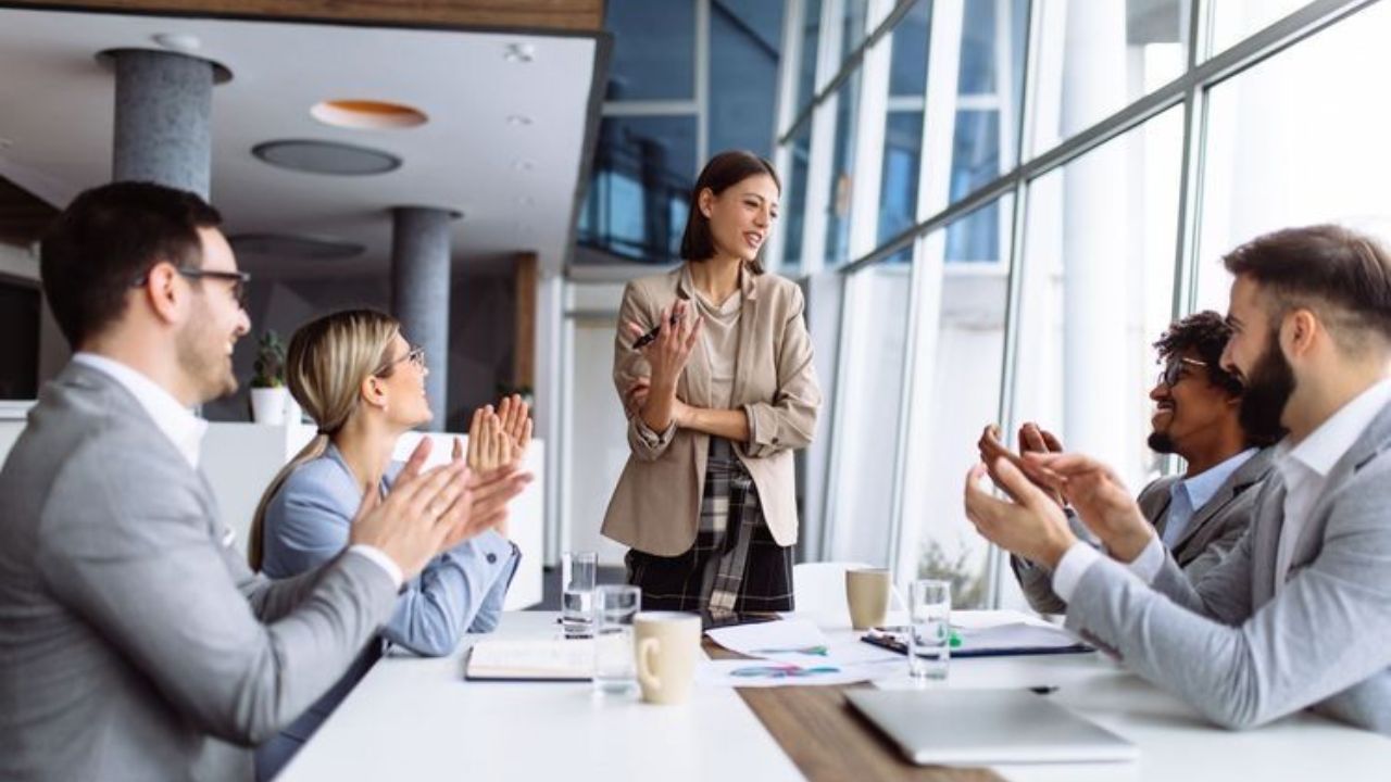 Margashirsha Purnima: करिअर आणि व्यवसायात प्रगती करण्यासाठी मार्गशीर्ष पौर्णिमेला करा ‘हे’ उपाय