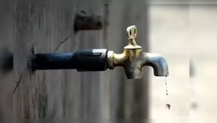 Mumbai Water Supply : मुंबईकरांनो पाणी जपून वापरा! २२ ते २६ डिसेंबरपर्यंत कमी दाबाने पाणीपुरवठा, कधी, कुठे जाणून घ्या