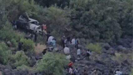 Nashik Accident: दुःखद! सप्तश्रृंगी घाटात इनोव्हा 600 फूट खोल दरीत कोसळली; 6 भाविकांचा मृत्यू