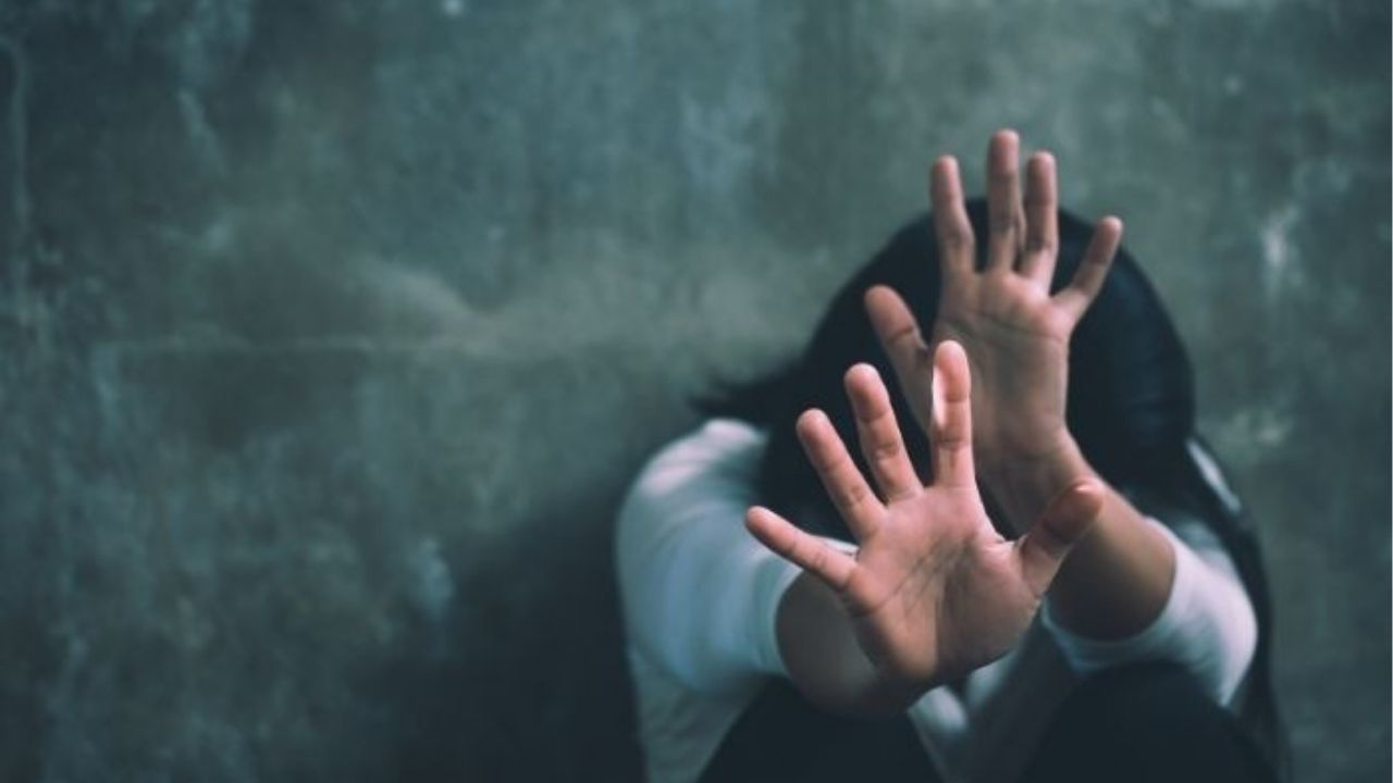 Pune Crime: संतापजनक! पुण्यात अल्पवयीन विद्यार्थिनीवर अत्याचार; शाळेत सोडतो म्हणत…