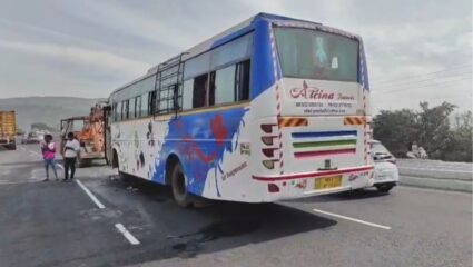 Accident News: मुंबई आमदाबाद महामार्गावरील सातीवली उडान पुलावर भीषण अपघात; १४ प्रवासी जखमी