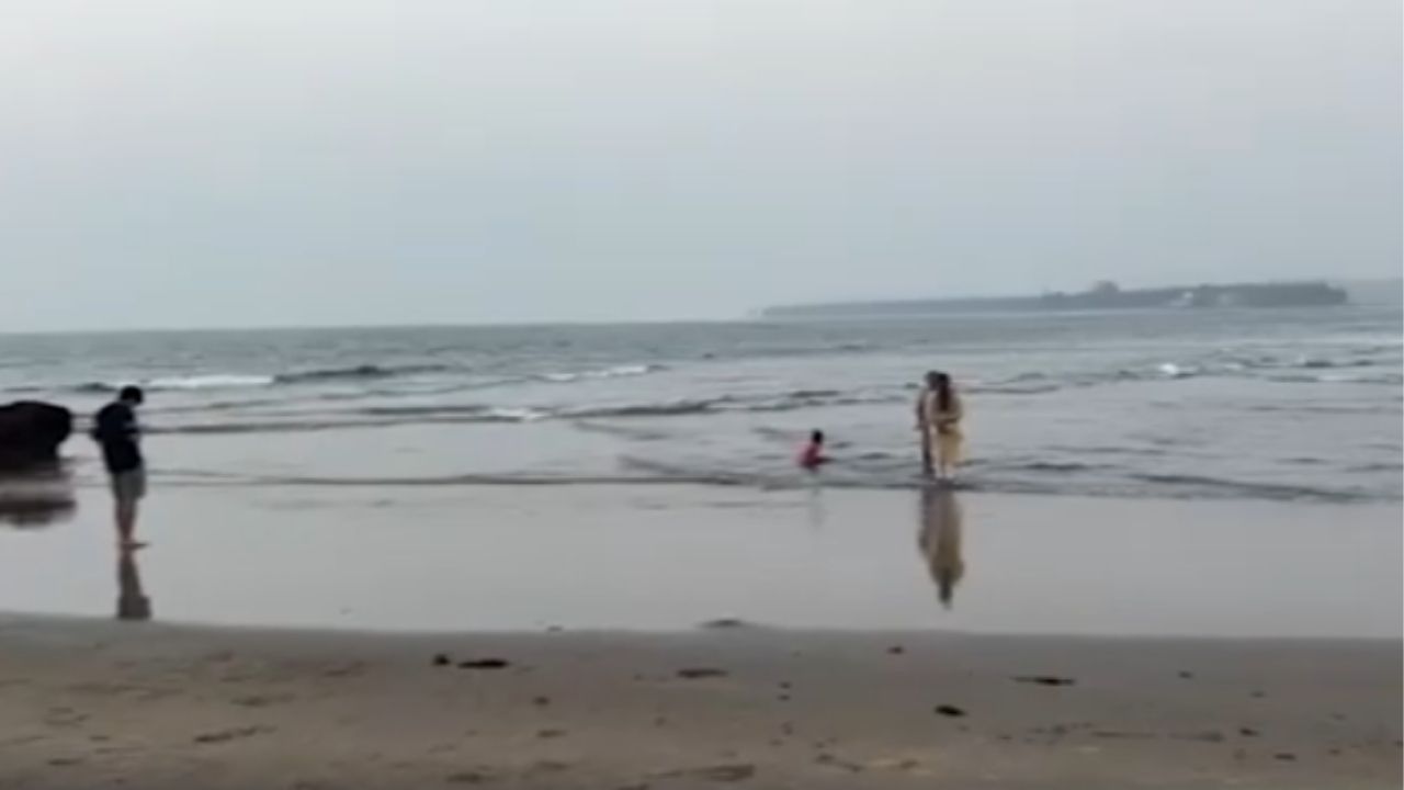 Sindhudurg : नववर्षाच्या जल्लोषासाठी भोगवे हाऊसफुल्ल!