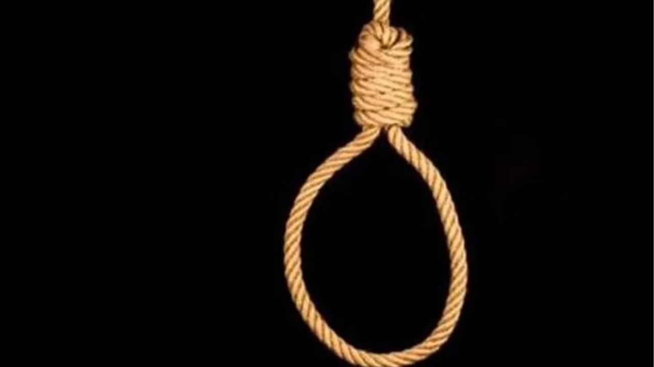 Uttarpradesh Crime: “मम्मी-पप्पा, तुमचे पैसे वाया घालवायचे नाहीत…” शिक्षणाच्या तणावातून बीटेक विद्यार्थ्याची आत्महत्या