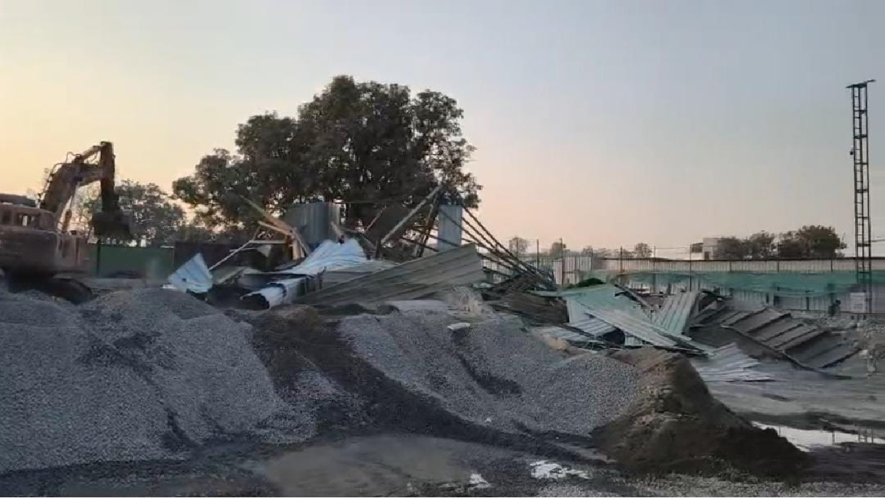 PMRDA चा अनधिकृत आरएमसी प्लँटवर हातोडा; परवानगी घेऊन बांधकाम करावे अन्यथा…