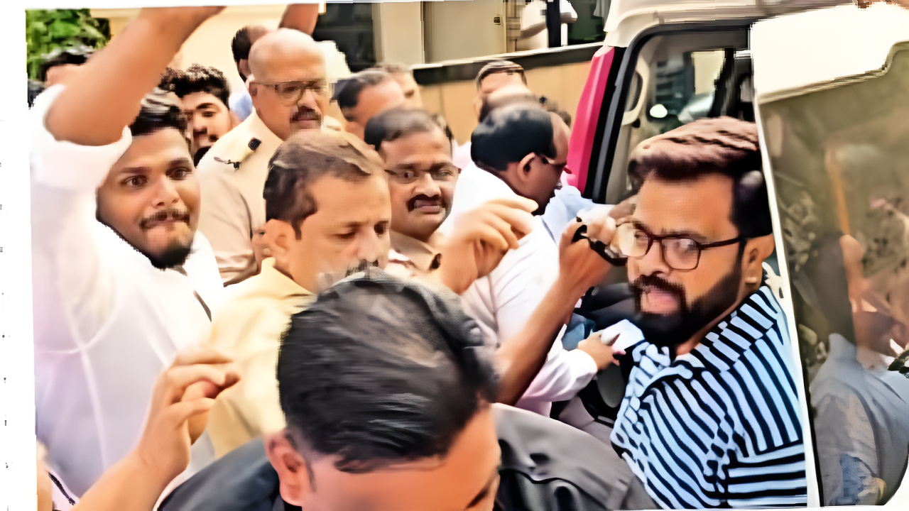 Maharashtra Politics: महायुतीत राडा! शिवसेना-भाजपचे 100 कार्यकर्ते एकमेकांना भिडले अन्…