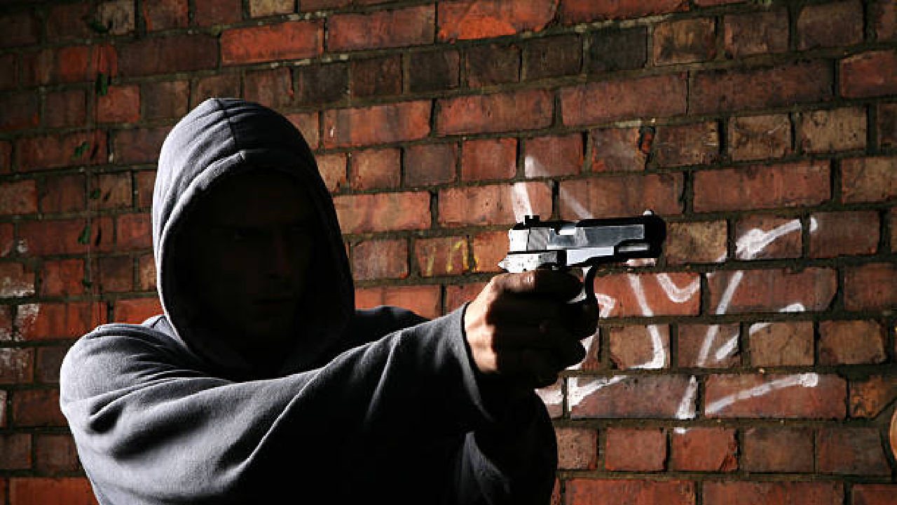 मोठी बातमी! हॉस्टेलमध्ये मृतदेहांचा खच! अंदाधुंद गोळीबारात 11 ठार तर…; South Africa हादरली