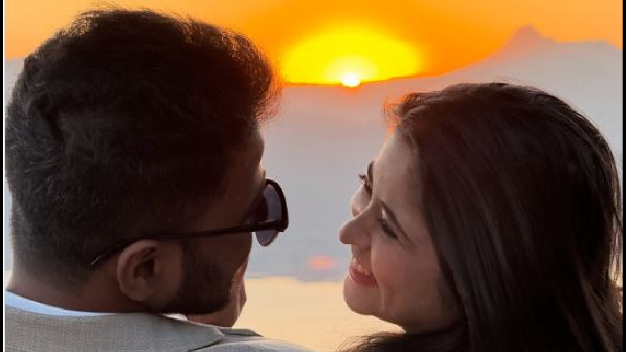 ‘मेरे लाईफ मे हीरो की…’; ‘तुला पाहते रे’ अभिनेत्री Gayatri Datar चा साखरपुडा संपन्न, पहा Photos