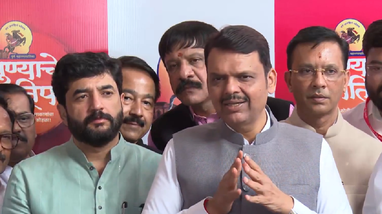 Maharashtra Politics: भाजप- राष्ट्रवादीशी काडीमोड घेणार? महापालिका निवडणूक लागताच फडणवीस म्हणाले, कदाचित…