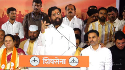 Maharashtra Politics: “नकली सब घर पे, असली…”; एकनाथ शिंदेंची उद्धव ठाकरेंवर सडकून टीका