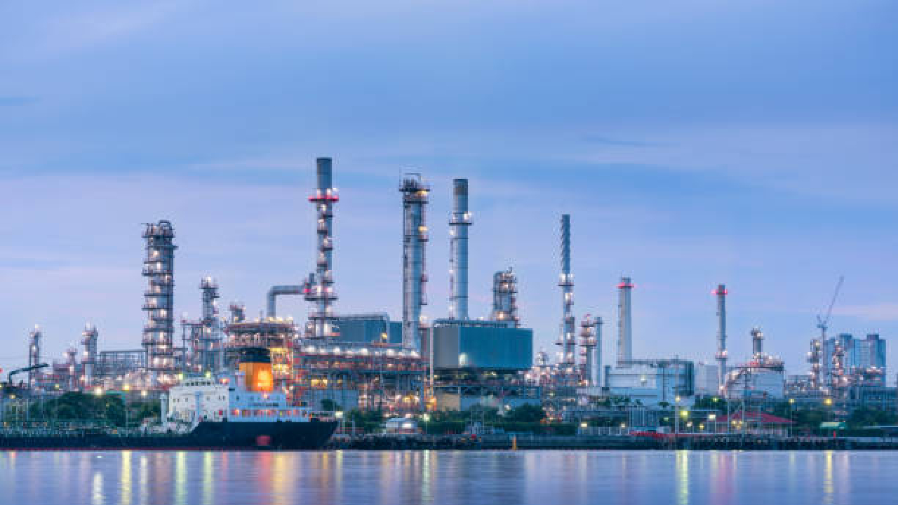 ‘परदेशात बंदी अन् भारतीय कायद्यांचा दुरुपयोग करून…’; नागरिकांमध्ये भीतीचे वातावरण, सर्व कारखान्यांची…