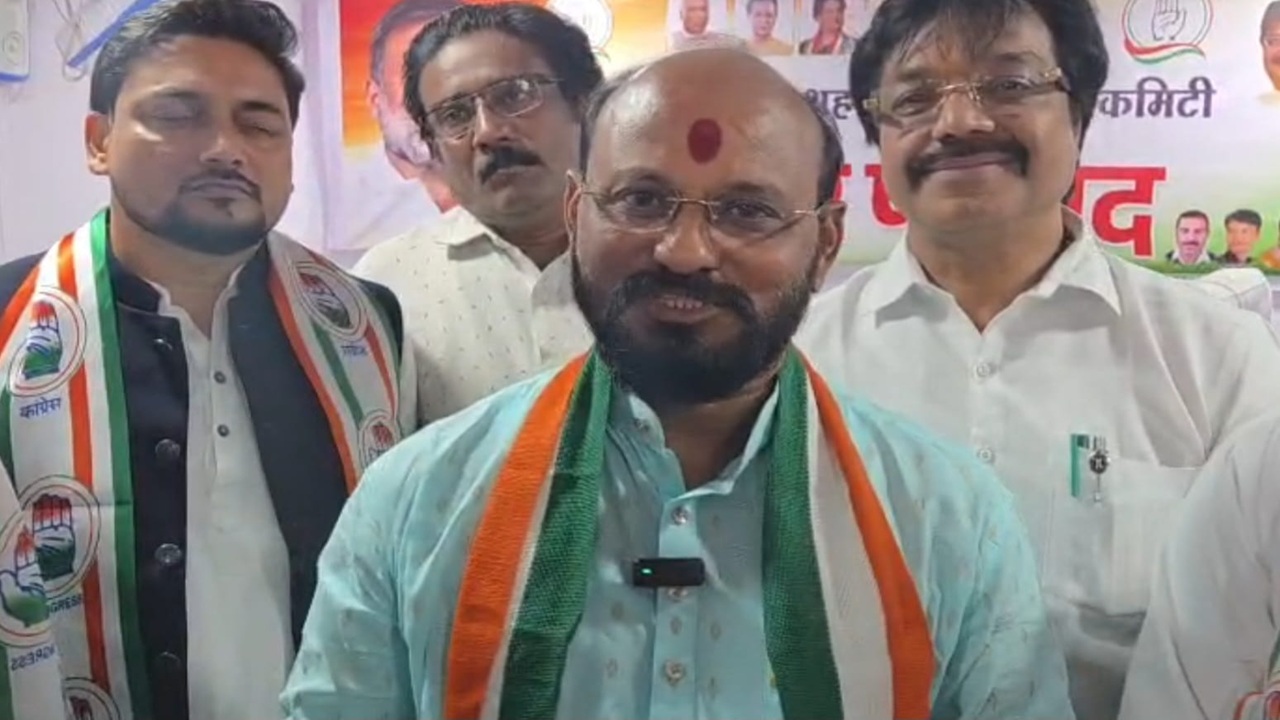 KDMC Election 2025 : केडीएमसी निवडणूकीत काँग्रेस पूर्ण ताकदीनिशी उतरणार, राजाभाऊ पातकर यांचा निर्धार