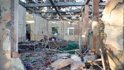 Myanmar Airstrike : म्यानमारमध्ये गृहयुद्धाचा कहर! रुग्णालयात हवाई हल्ल्यात 30 जणांचा मृत्यू, 70 जण जखमी