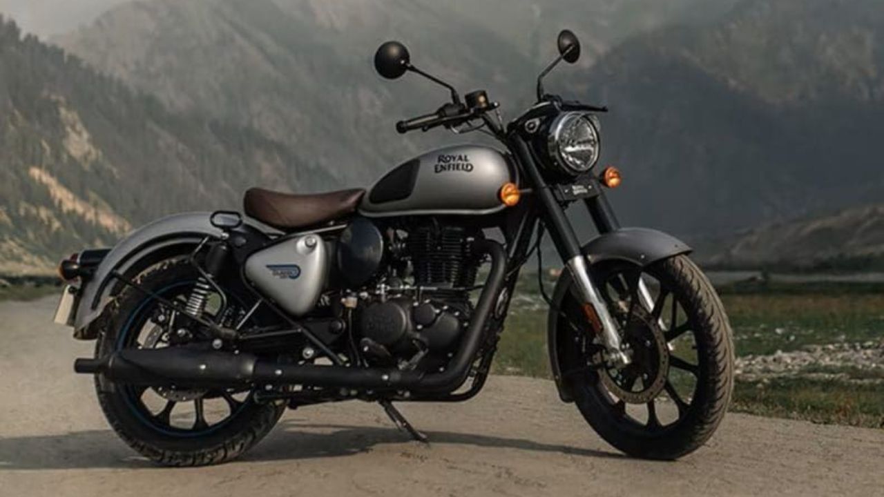 पाहताच क्षणी प्रेमात पाडेल अशी Royal Enfield Classic 350! फक्त द्यावा लागेल 4,299 रुपयांचा EMI