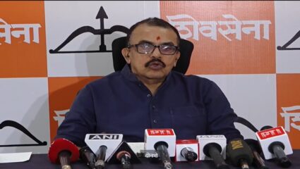 Maharashtra Politics : “नगर परिषदांप्रमाणेच महापालिकांमध्येही महायुतीची त्सुनामी धडकणार,” संजय निरुपम यांचा विश्वास