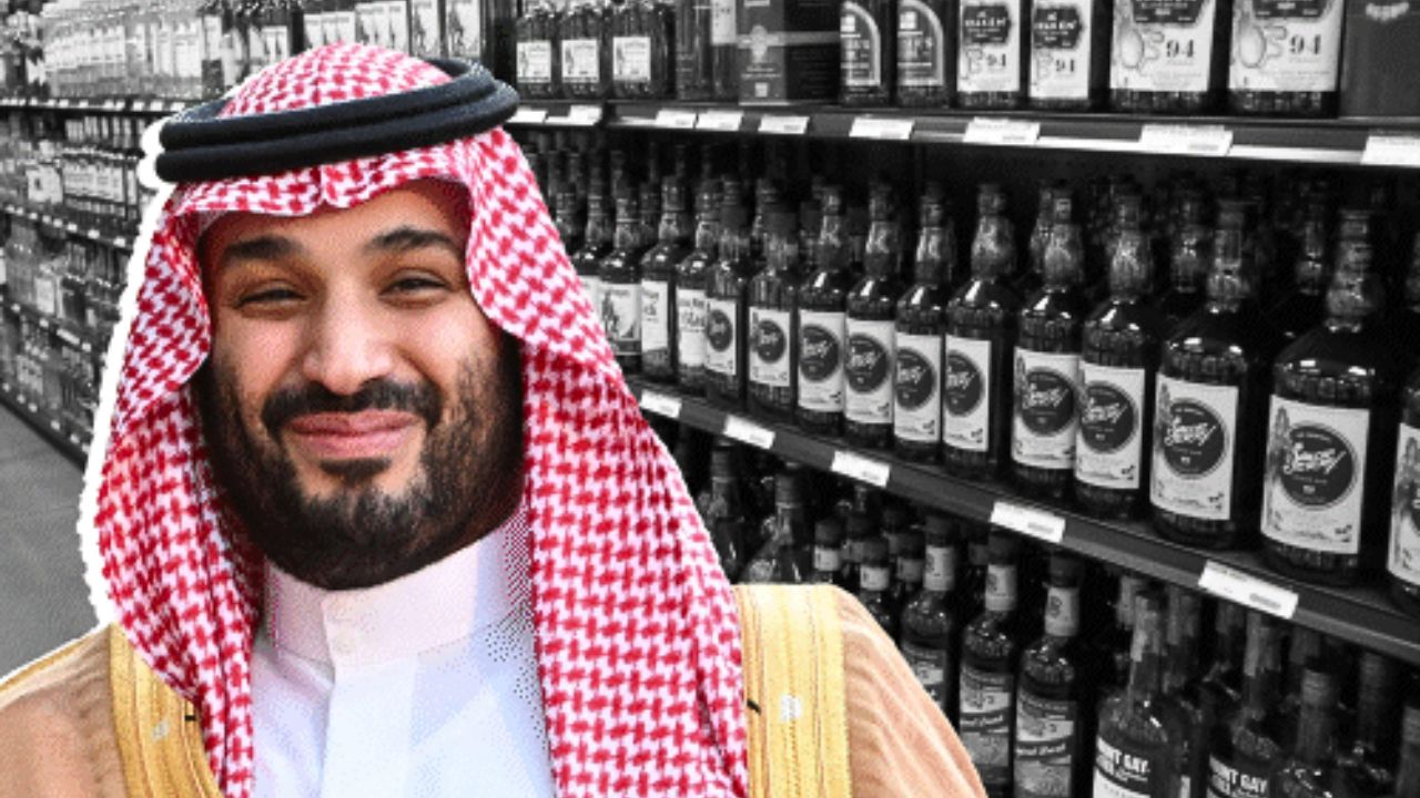 MBS : रियाधमध्ये दारूच्या दुकानांसमोर रांगा; क्राउन प्रिन्स मोहम्मद बिन सलमान यांनी रुढीवादी सौदी अरेबियाची ‘ती’ भिंत पाडली